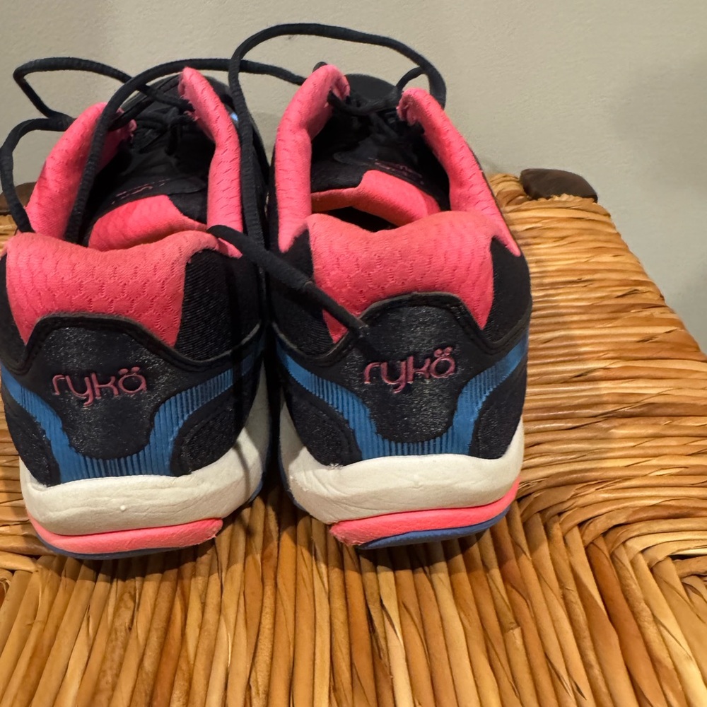 Ryka Black and Pink Athletic Sneakers size 9.5 - Picture 4 of 6
